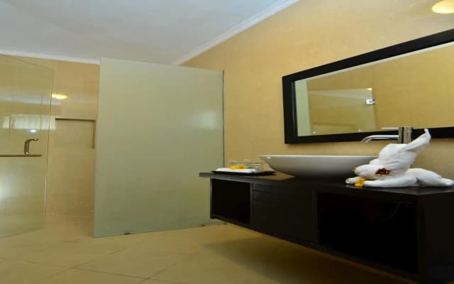 Sarinande Hotel - photo 4