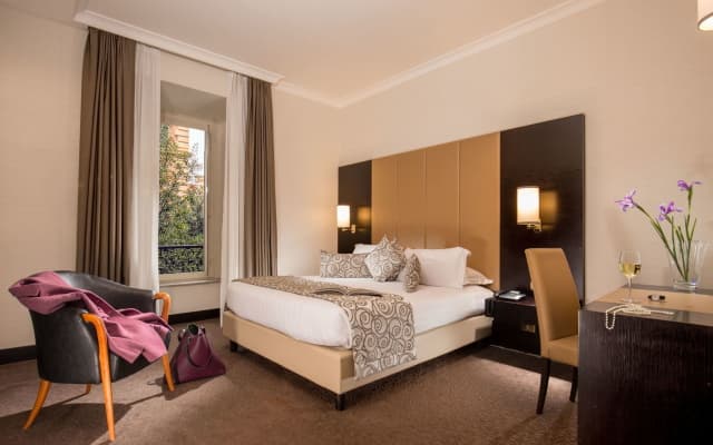 Savoy Hotel - photo 5