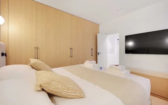 Elegant Apartment With 2 Rooms - photo 2