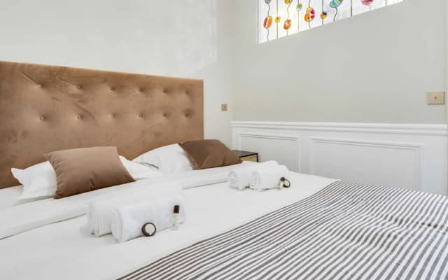 Lovely Flat in Central Paris Near Notre-Dame - photo 3