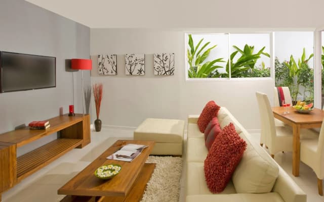 Horizon Residence Rentals - photo 3