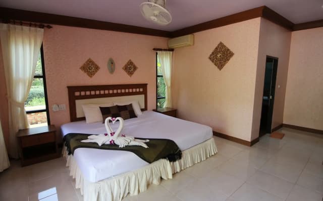Lanta Villa Resort - photo 5