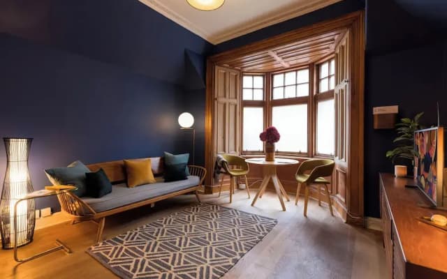 JOIVY Contemporary Cottage with Parking - photo 4