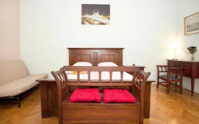 Liana-Luxury And Central Flat - photo 4