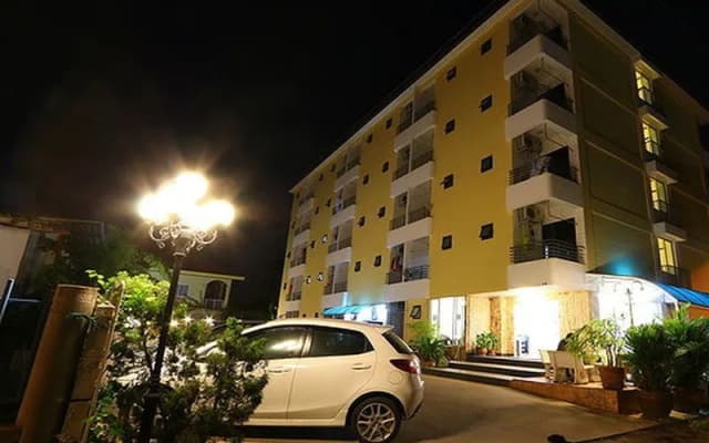 Noble Residence Serviced Apartment - photo 2