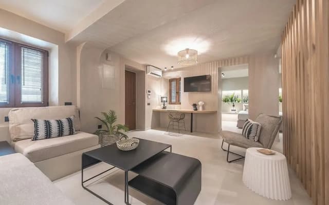 Apollonos 28 Luxury Suites - photo 3