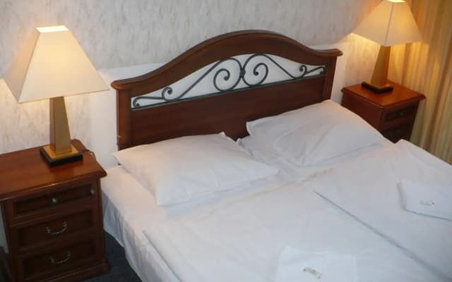 Hotel Bohemians - photo 4