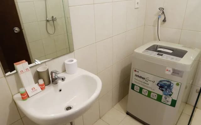 1Br with Sofa Bed Thamrin Executive Apartment - photo 5