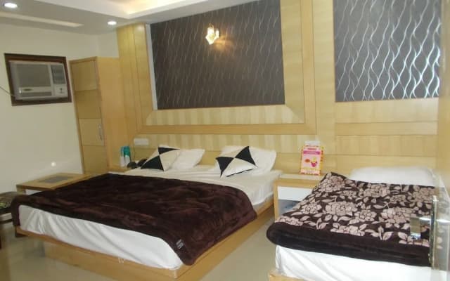 Hotel Hridey Dx - photo 3
