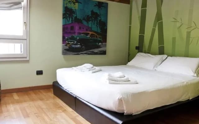 San Siro Apartments - photo 2