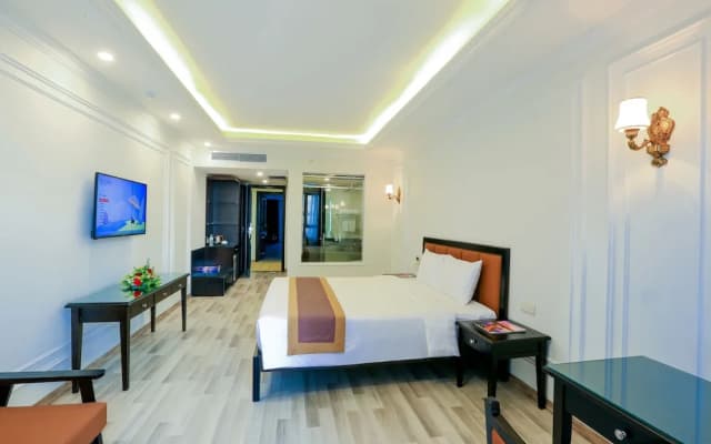 Galaxy Halong Hotel - photo 3