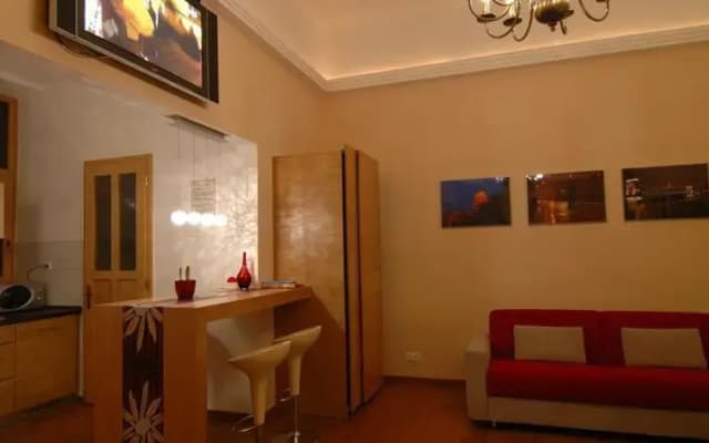 Liszt Studios Holiday Home Apartment - photo 3