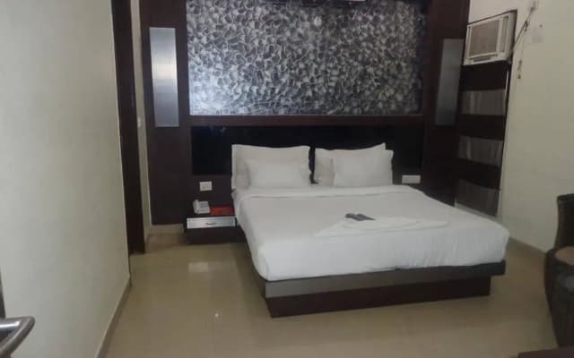 Hotel Cartel Palace - photo 4