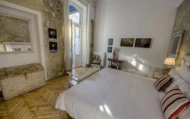 Brody 30 Apartment - photo 3