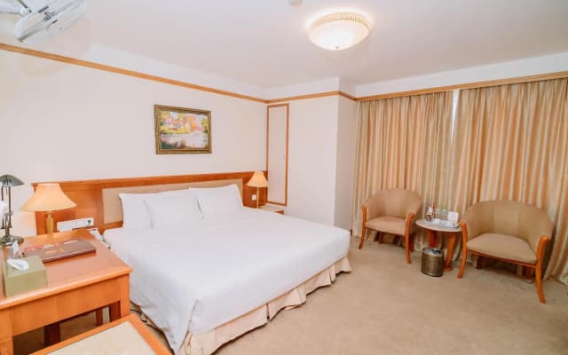 A25 Premium Hotel - photo 5