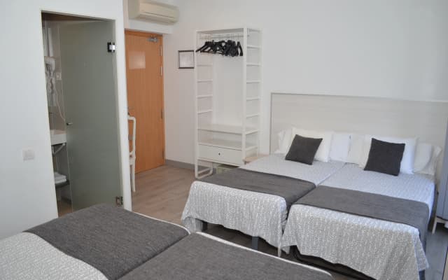 Hostal San Lorenzo - photo 3