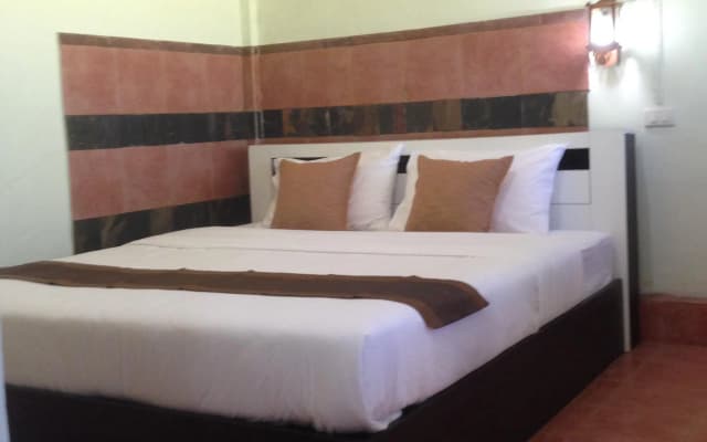 Lanta Valom Hideaway Resort - photo 3