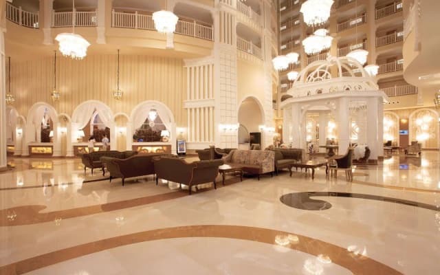 Quattro Beach Spa & Resort Hotel - photo 2