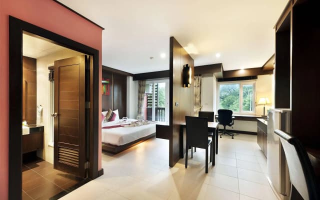 Ratana Hotel Chalong - photo 4
