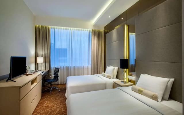Menara Peninsula Hotel Jakarta - photo 4
