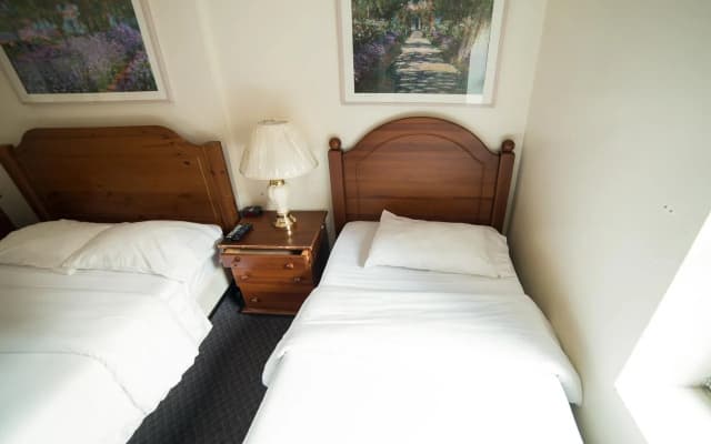 Morningside Inn - photo 3
