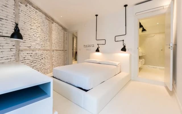 El Retiro City Center - photo 2