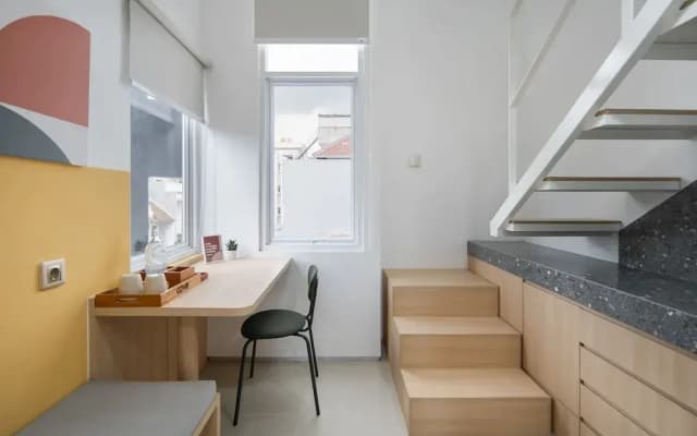 Cove Rhys Living - photo 3