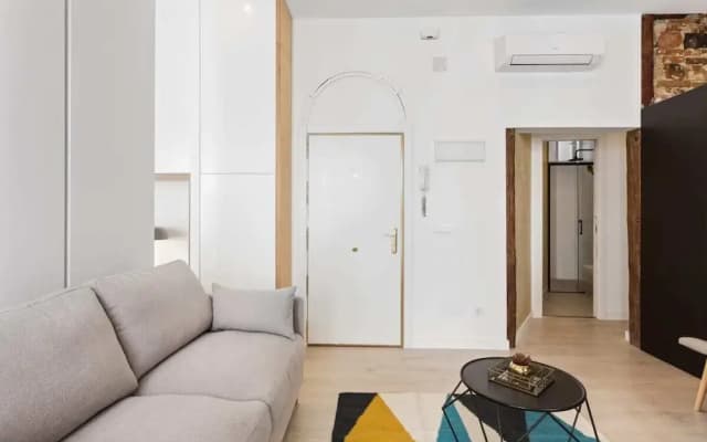Modern 1 Bed Apt, Sleeps 4 nr Lavapies - photo 4