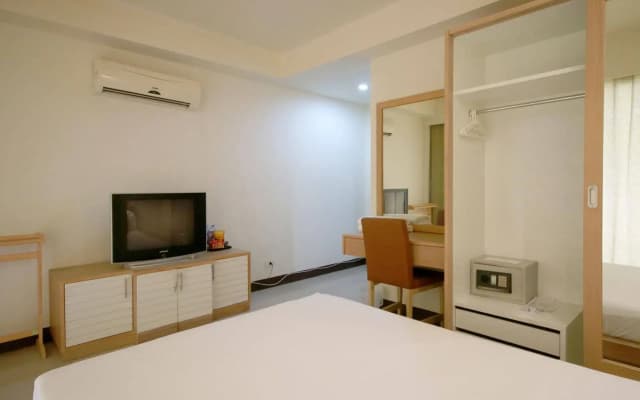 Patong Beach Side Hotel - photo 5