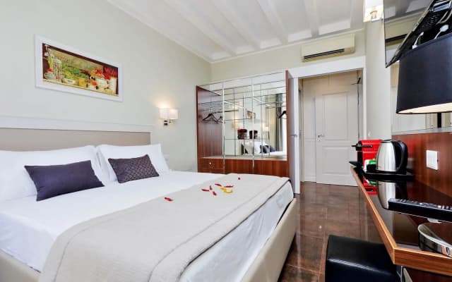 Piazza Venezia Grand Suite - photo 4