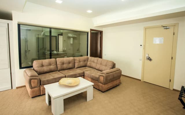 Pirimze Plaza - photo 3