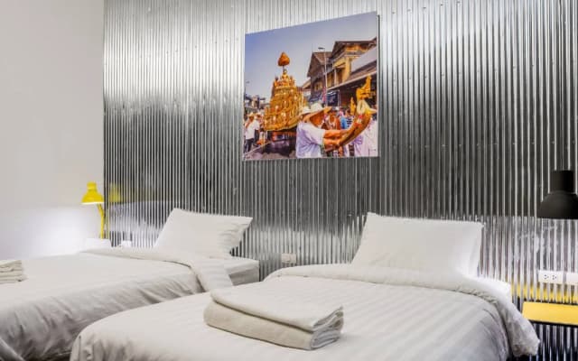 Fav Hostel Chiang Mai - photo 2