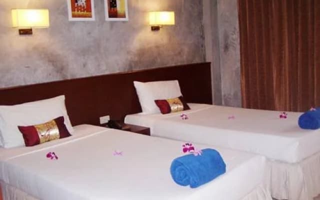 Golden Sand Beach Resort - photo 4
