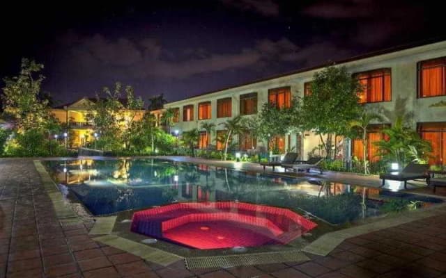 Hibiscus Angkor Resort - photo 3