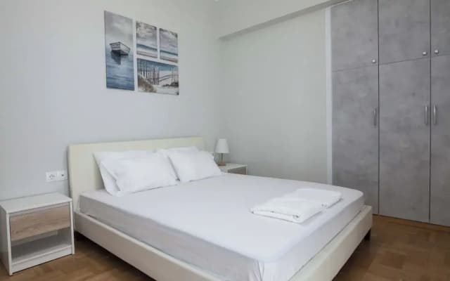 Panormou Modern Elegant 3 Bd Balcony Apt - photo 2