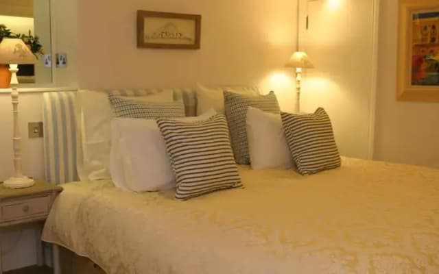 London Perfect-cornwall - photo 3