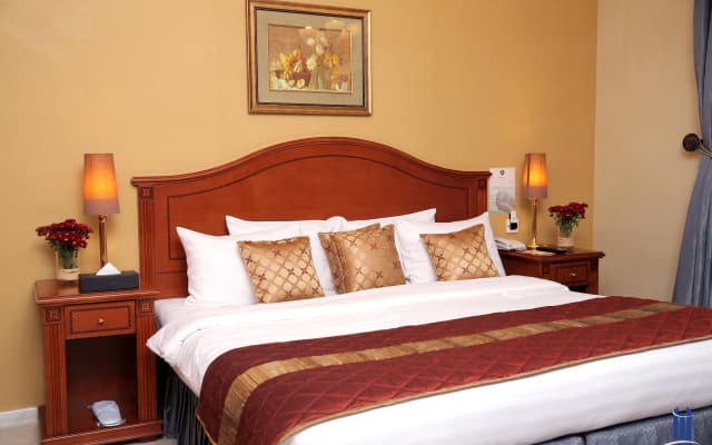 Emirates Concorde Hotel & Suites - photo 3
