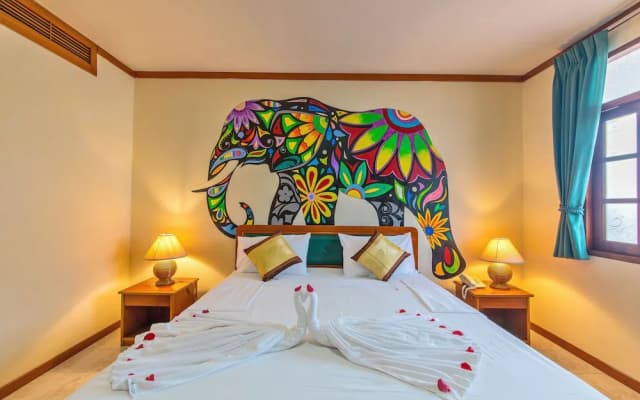 Panda Hotel（Patong Beach） - photo 3