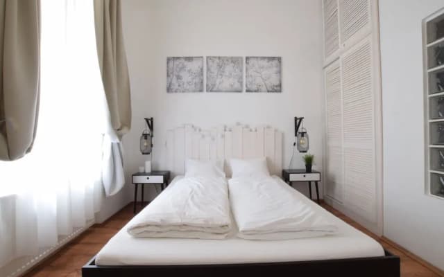 Standard Apartment by Hi5 -Akácfa 62 - photo 5