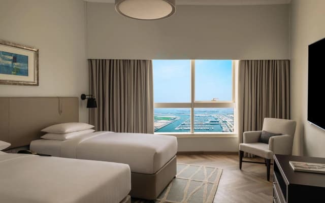 Dubai Marriott Harbour Hotel & Suites - photo 5
