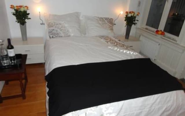 Anne Frank B&B - photo 2