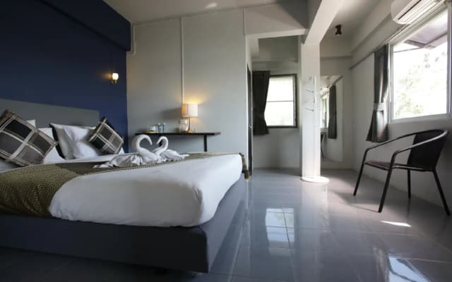 Rooms at Krabi Guesthouse - photo 3