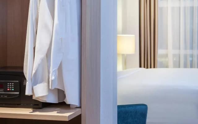 The Mayflower, Jakarta - Marriott Executive Apt - photo 5