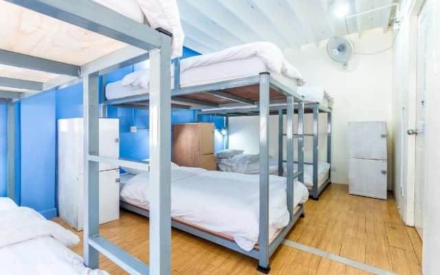 Fun Wan Hostel Bangkok - photo 3