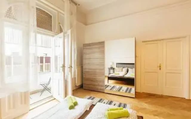 Living Budapest Apartment - Régi Posta Utca - photo 5