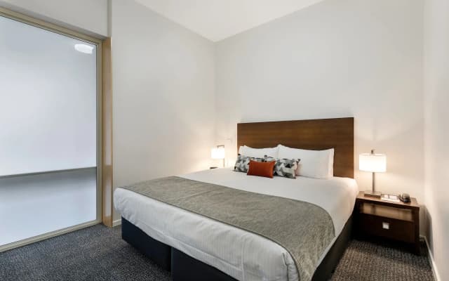 Melbourne CBD Central Apartment Hotel - photo 4