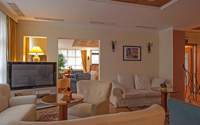 Hotel Mediterran - photo 5