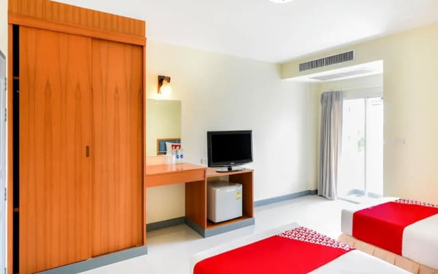 Baan Poemsuk by OYO Rooms - photo 4