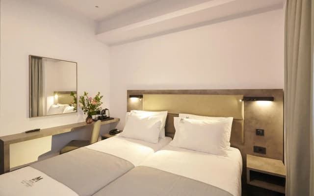 Meni Hotel - photo 4
