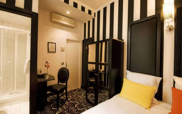 Peyris Opera Hotel - photo 4